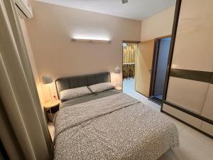 Premium retreat, 2BHK cosy flat near BLR Airport