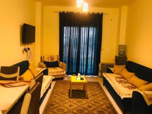 Shaleh La Serina فندقي