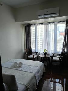 Skyline Blue Air residences 1Br cityview by Tin & Aix