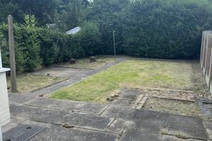 3 Bed-Sleeps 5- Garden-Pets-Parking