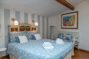 Romantic and Charming Apartments
