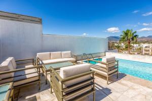 Puerto Banus Beachfront apartment, private pool