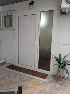 Despinas sweet studio -with free parking -near pool Vasilis Polymeros and panthessaliko stadium