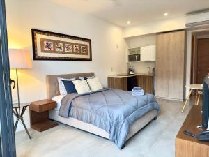 The City Condos by Menesse