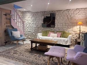 Maisons de vacances La Bergerie- Beautiful barn conversion in Chinon, Loire Valley : photos des chambres