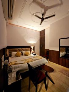 Shri Krishna Divine Dham