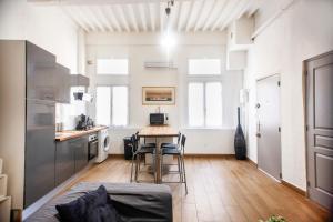 Grand appartement, plein centre