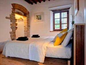Suite with Mountain View