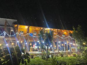 Nàng Ban house