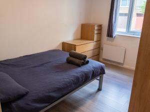 Comfortable Spacious 2 Bed Flat with Parking