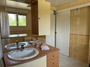 Appartements GITE Au Bord De L-Iton : photos des chambres