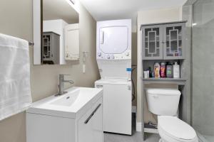 Cozy Ancaster Hamilton Apartment