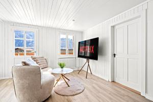 A&Y Maison Brienz - House for 12P