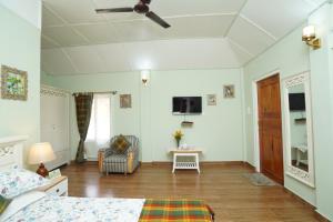 Sunshine Farms And Resort