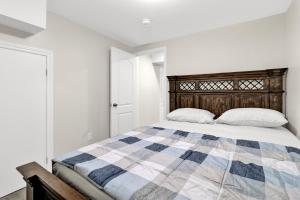 Cozy Ancaster Hamilton Apartment