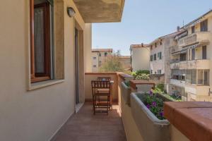 Windrose Marina Waves