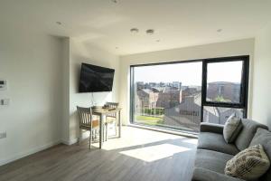 2 Bedroom Apartment Belfast City Center