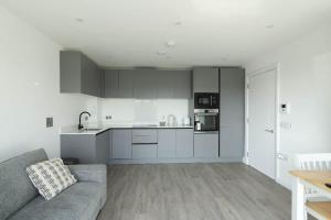 2 Bedroom Apartment Belfast City Center