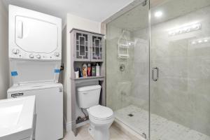 Cozy Ancaster Hamilton Apartment