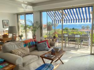 3BDR with SeaViews and Big Terrace