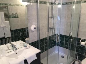 Hotels Hostellerie Normande : photos des chambres