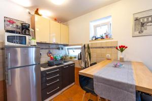 Apartment Dumaneo Art - Two Bedroom Apartment