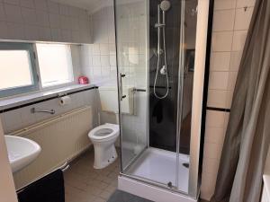 Family house next to train and close to Amsterdam and Schiphol