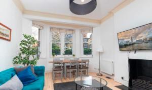 Elegant 3BR Apartment l Heart of Chelsea