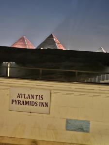 Atlantis Pyramids Inn New