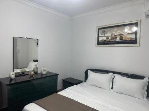 Twinstay - One Bedroom Apartment