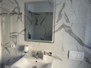 Twinstay - One Bedroom Apartment