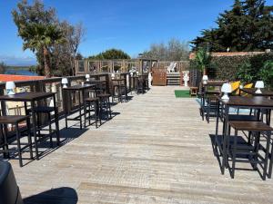 Azur Premium Climatisé 4 étoiles au camping la presquîle du Barcarés vue imprenable