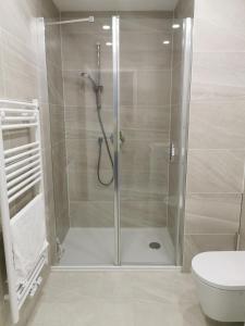 free private Parking, central location, Nuslesky Pivovar sunset balcony home,