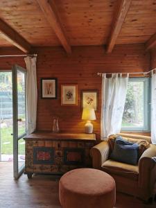 fairy tale cottage on water stream, 30 minutes from South Prague