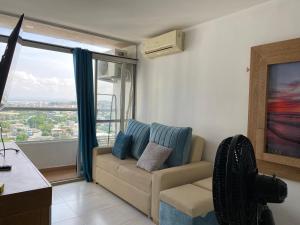 Amoblado cerca playa Marbella