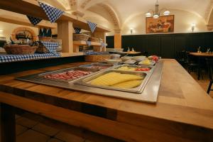 A8 Hotel im Darchinger Hof Bed & Breakfast - Zwischen Holzkirchen und Weyarn - Zwischen München Salzburg und Innsbruck - Kurz vor dem Irschenberg