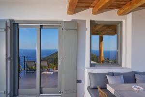 Pnoé Residence Private Villa with Panoramic Sea View
