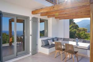 Pnoé Residence Private Villa with Panoramic Sea View