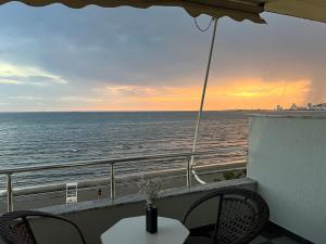 Blue Royal Apartment