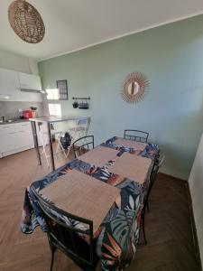 Logement entier indépendant- 2 à 4 pers - Parking clos - Terrasse