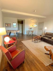 Charming House With Views Of The Creuse Mountains
