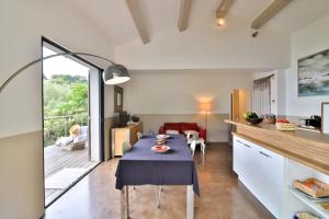Seaside Villa With Tennis Courts