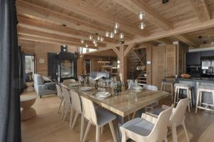 Luxury Alpine Chalet In Samoëns