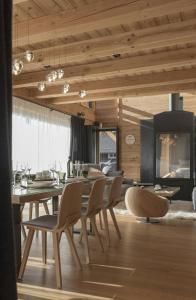 Luxury Alpine Chalet In Samoëns
