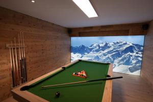 Luxury Alpine Chalet In Samoëns
