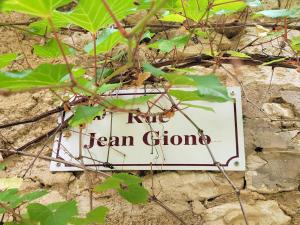 Artists House In The Heart Of Simiane-La-Rotonde