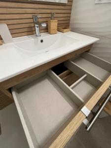 Maisons de vacances Maison cosy ideal couple 10 min mer & montagne : photos des chambres