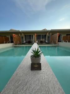 M&B Luxury Suites Charaki