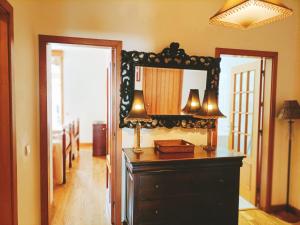 Viana Vintage AP 2 quartos com estacionamento