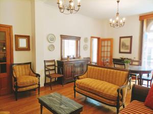 Viana Vintage AP 2 quartos com estacionamento